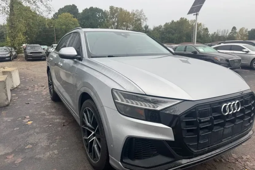 2019 Audi Q8 line Prestige photo 1
