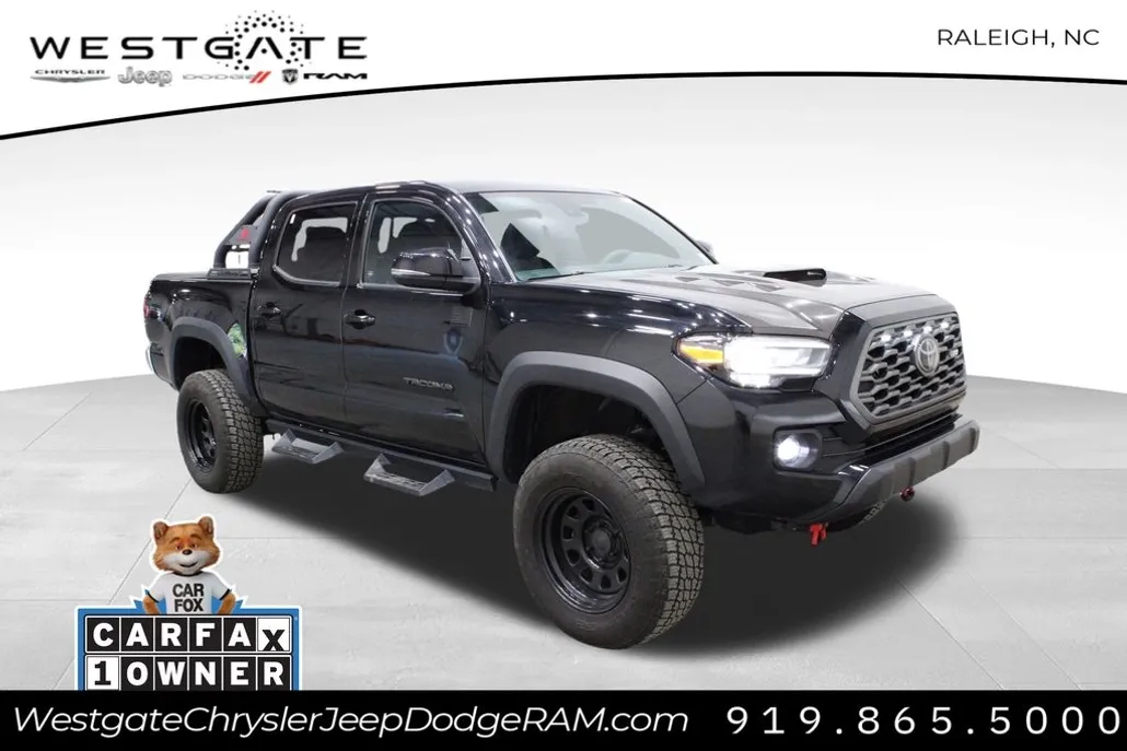 2022 Toyota Tacoma TRD Off-Road Double Cab photo 1