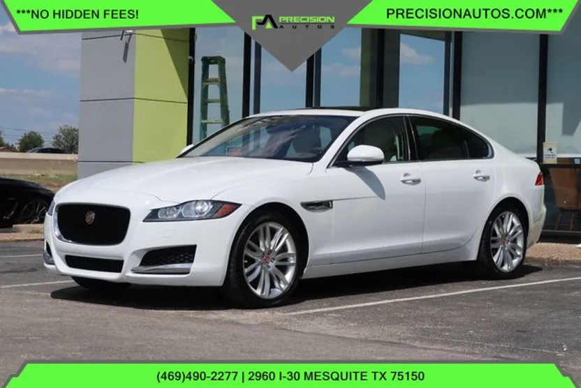 2017 Jaguar XF 35t Prestige photo 1