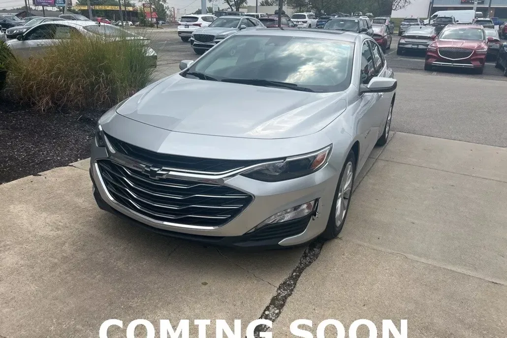 2019 Chevrolet Malibu 1LT photo 1