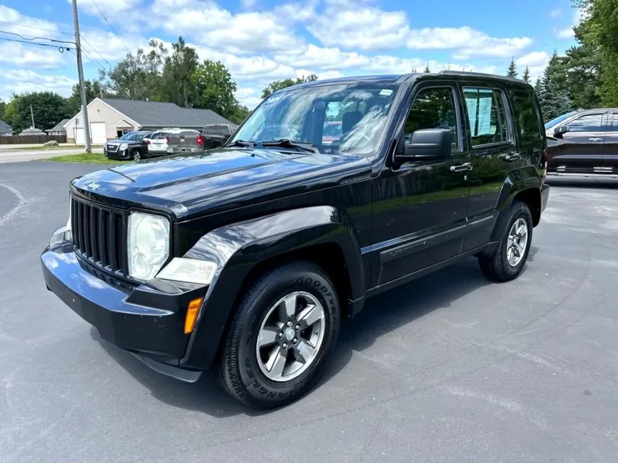 2009 Jeep Liberty Sport photo 1