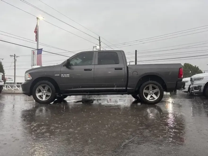 2018 Ram 1500 Express photo 1