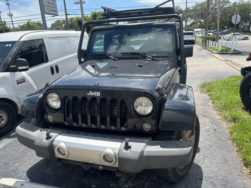 2015 Jeep Wrangler Sahara photo 1