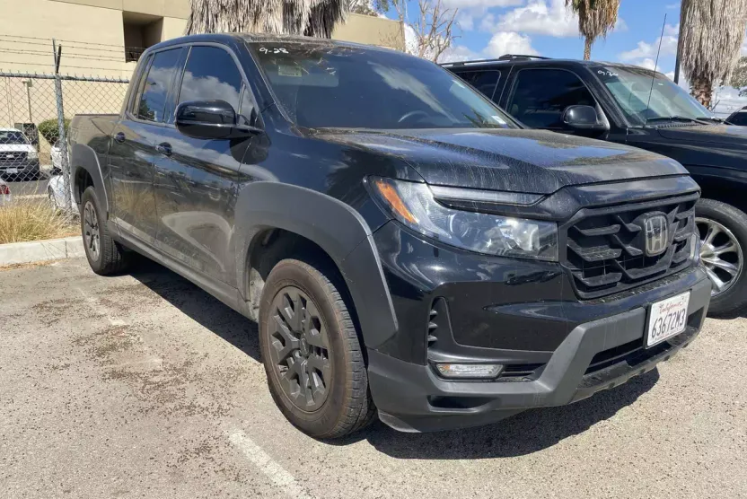2022 Honda Ridgeline Sport photo 1