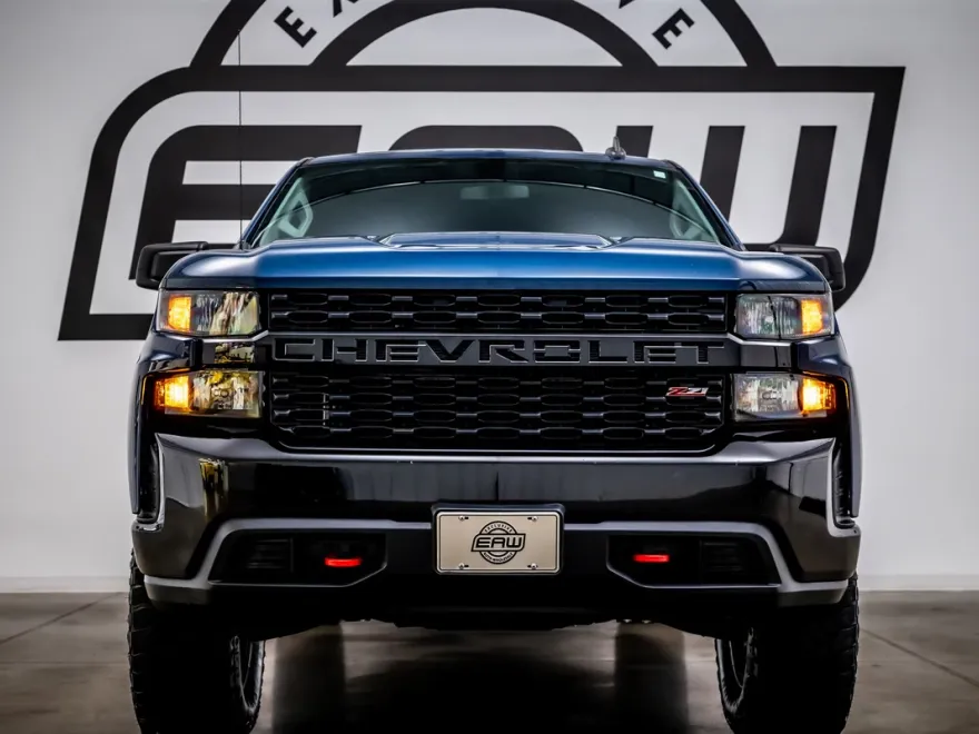 2021 Chevrolet Silverado 1500 Custom Trail Boss photo 1