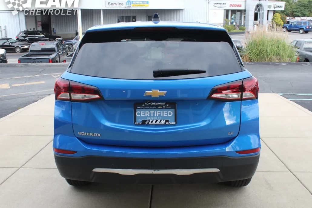 2024 Chevrolet Equinox LT photo 1