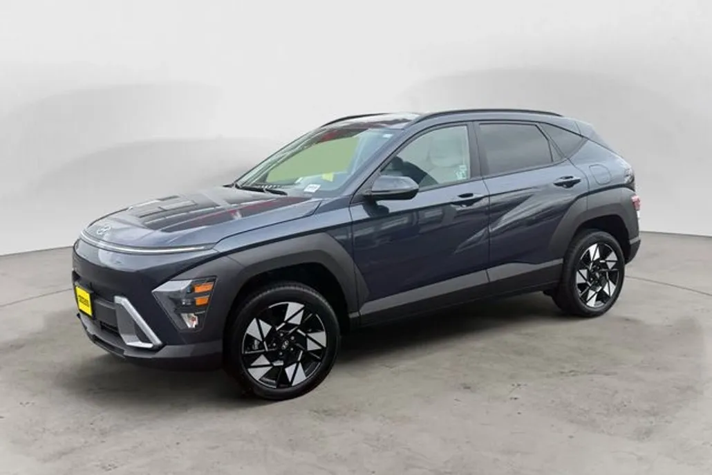 2024 Hyundai Kona SEL photo 1