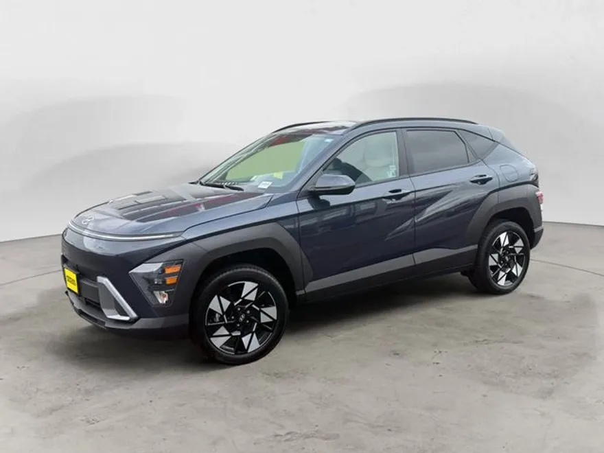 2024 Hyundai Kona SEL photo 1