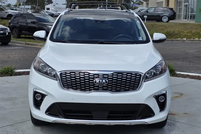 2019 Kia Sorento SX photo 1