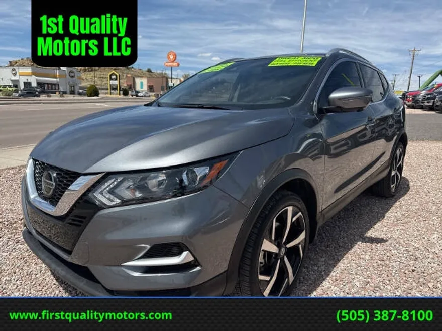 2022 Nissan Rogue Sport SL photo 1
