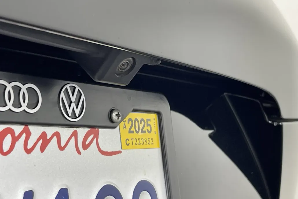 2018 Porsche Panamera 4 photo 1