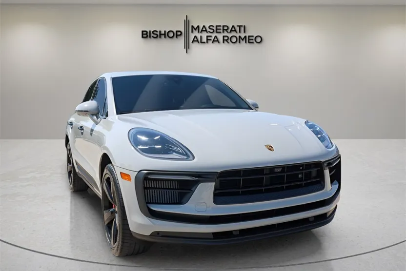 2022 Porsche Macan S photo 1