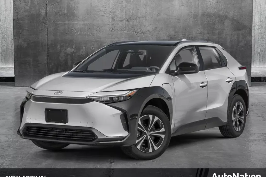 2025 Toyota bZ4X XLE photo 1