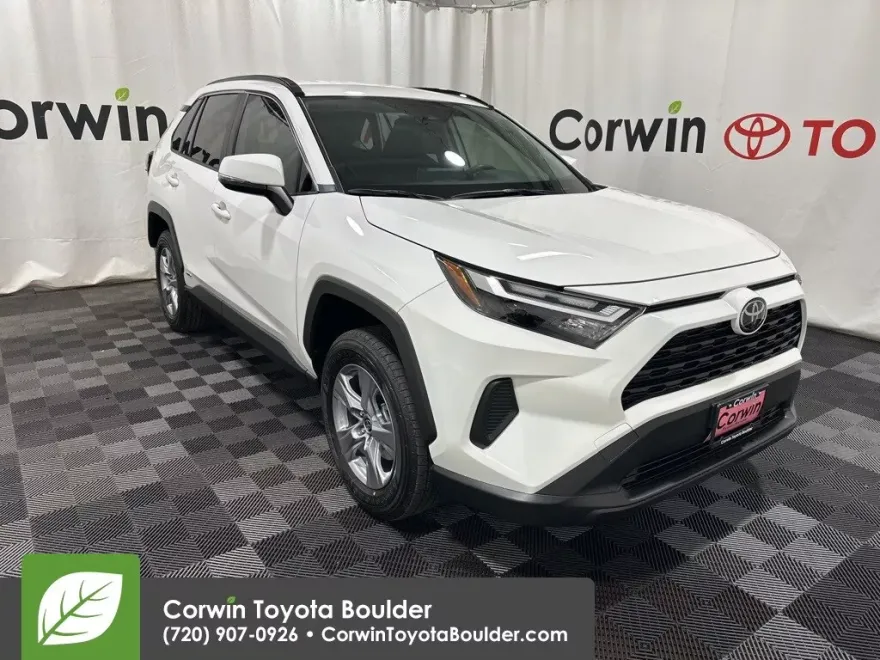 2025 Toyota RAV4 Hybrid LE photo 1