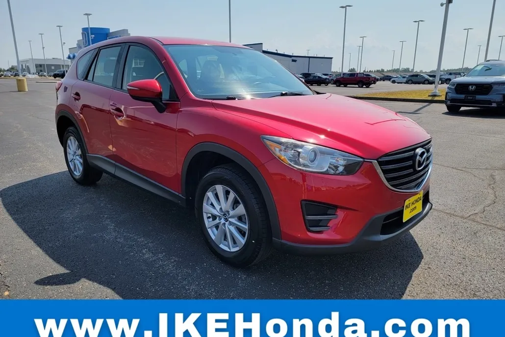2016 Mazda CX-5 Sport photo 1
