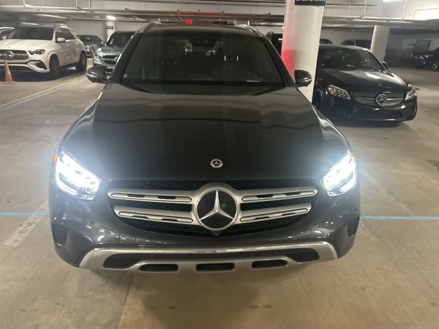 2022 Mercedes Benz GLC 300 photo 1
