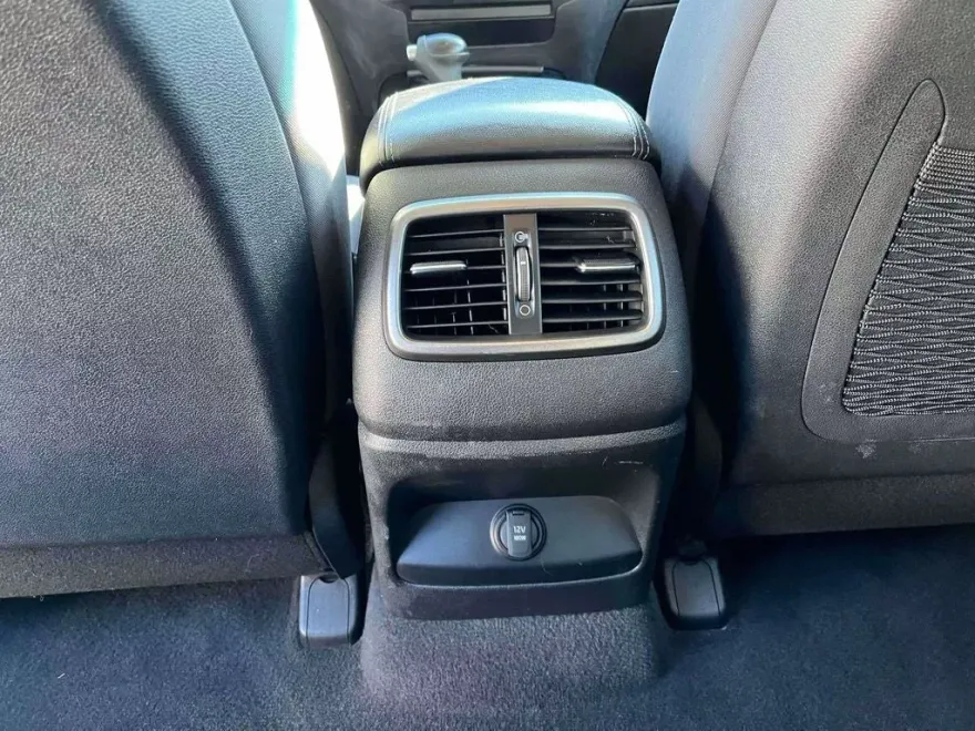 2016 Kia Sorento L photo 1