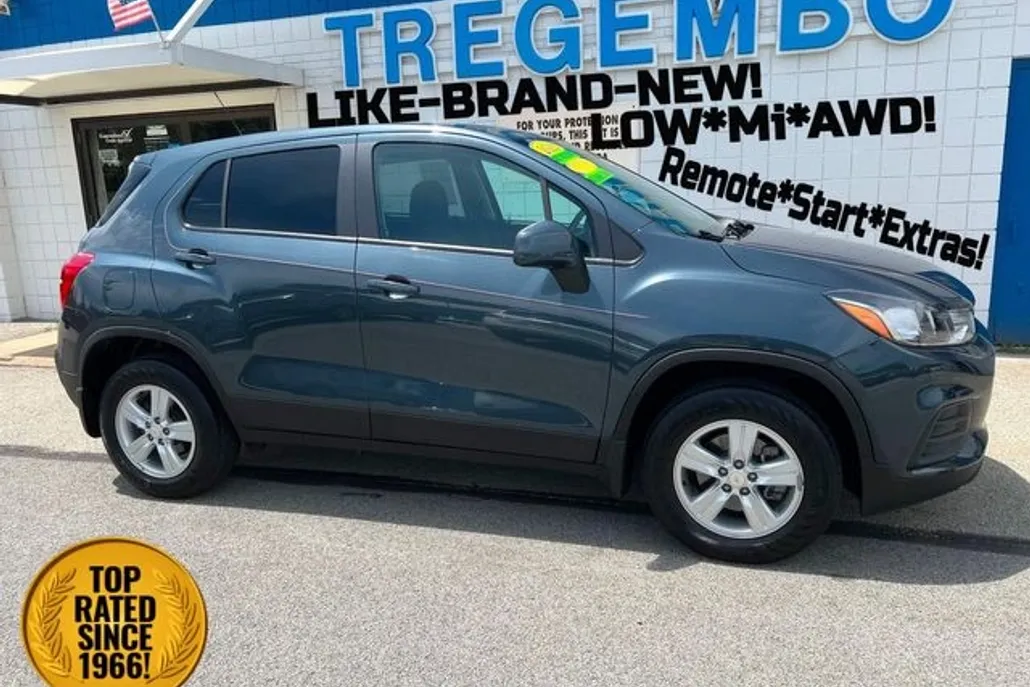 2021 Chevrolet Trax LS photo 1