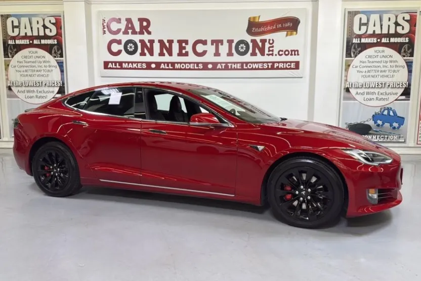 2016 Tesla Model S P100D AWD photo 1