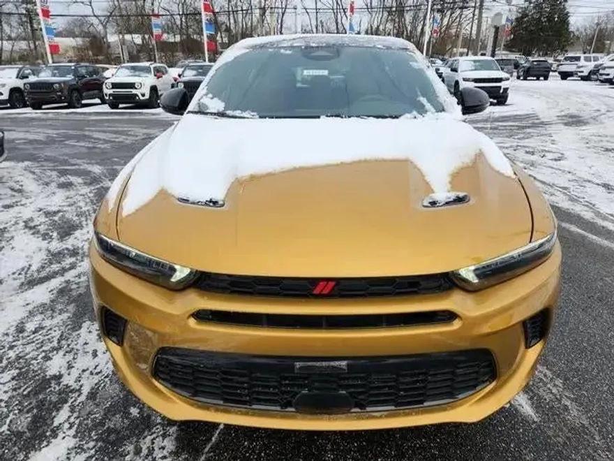 2024 Dodge Hornet R/T Plus photo 2