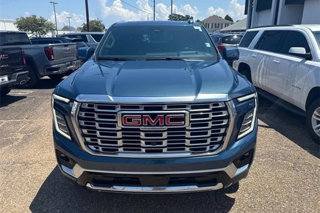 2025 Gmc Yukon XL Denali photo 1