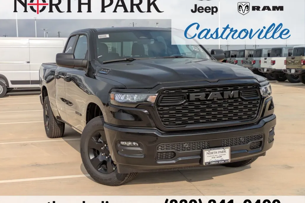 2025 Ram 1500 Tradesman photo 1