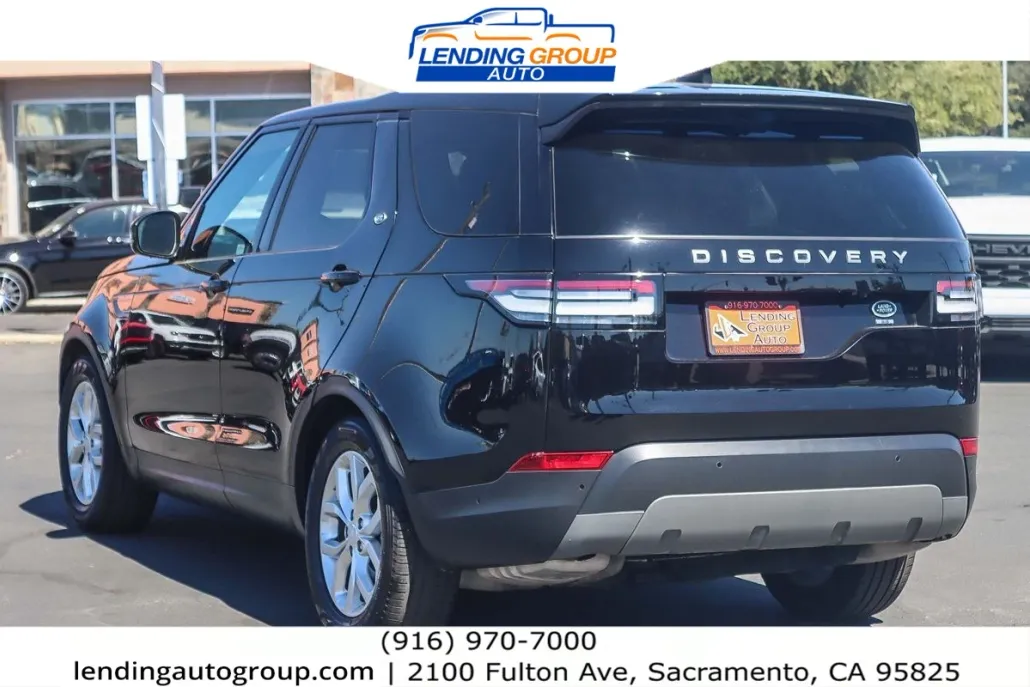 2020 Land Rover Discovery SE photo 1