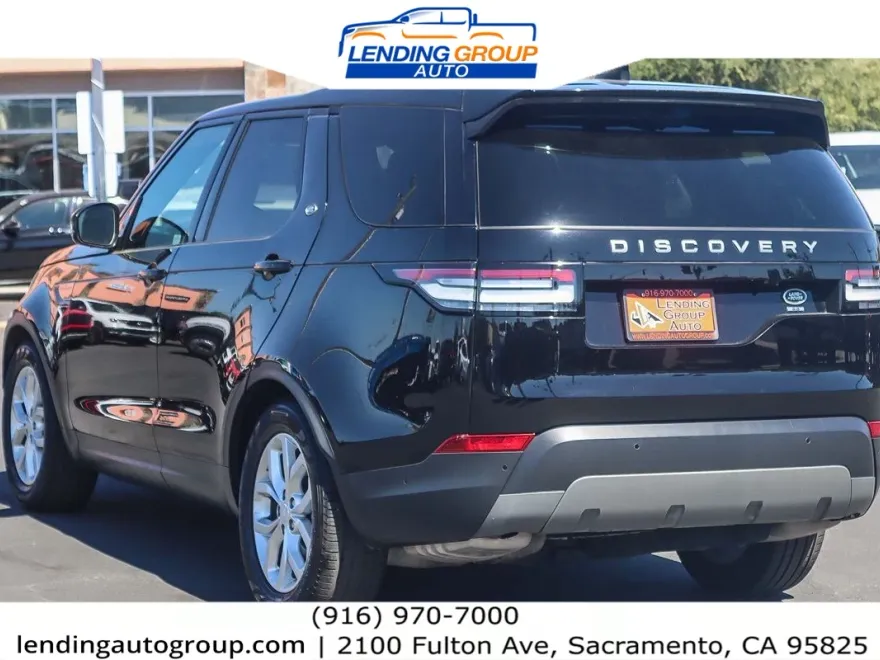 2020 Land Rover Discovery SE photo 1