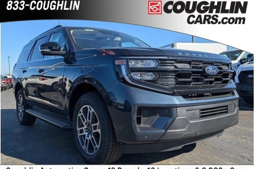 2025 Ford Expedition photo 1