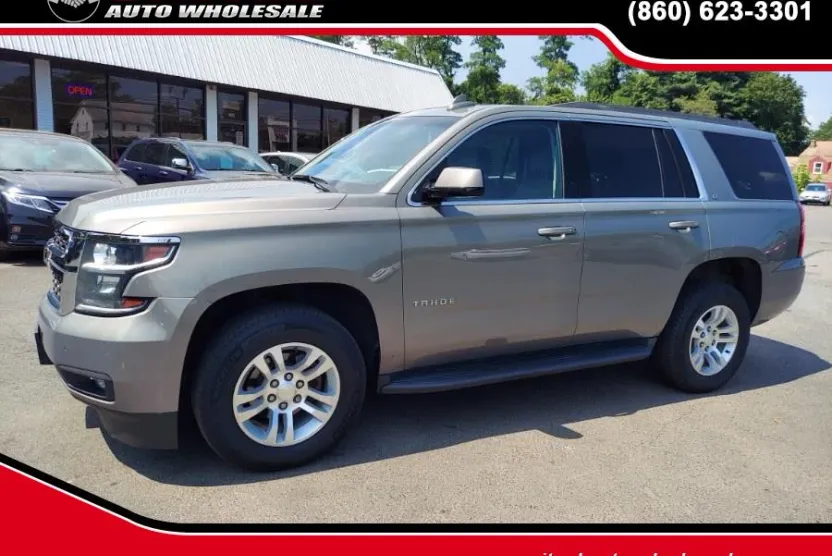 2018 Chevrolet Tahoe LT photo 1