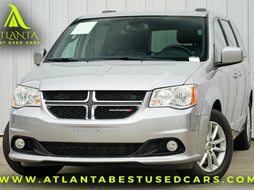 2019 Dodge Grand Caravan SXT photo 1