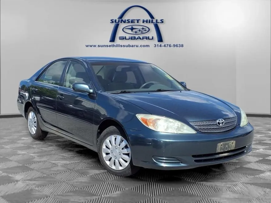 2003 Toyota Camry LE photo 1