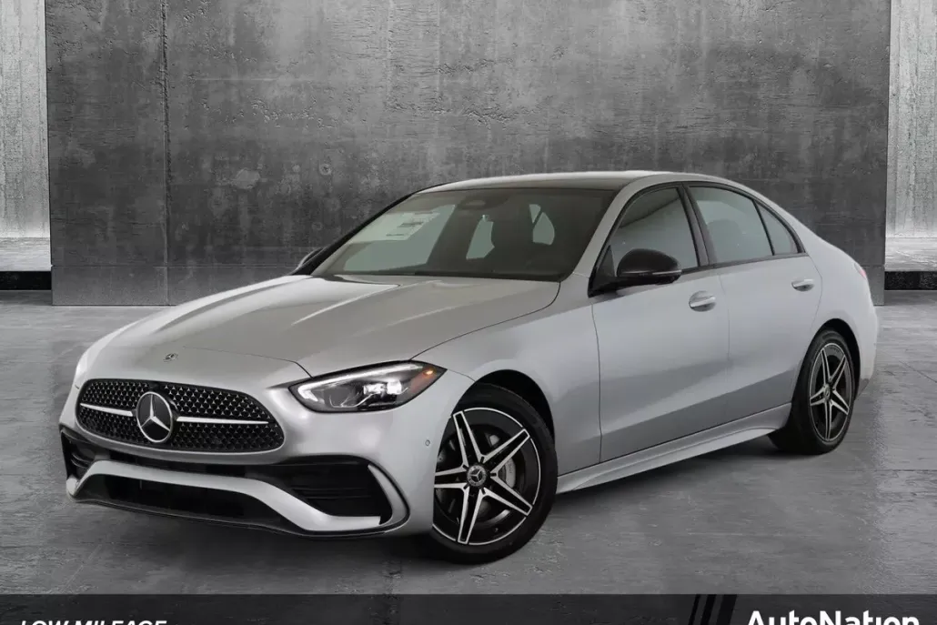 2025 Mercedes Benz C 300 4MATIC photo 1