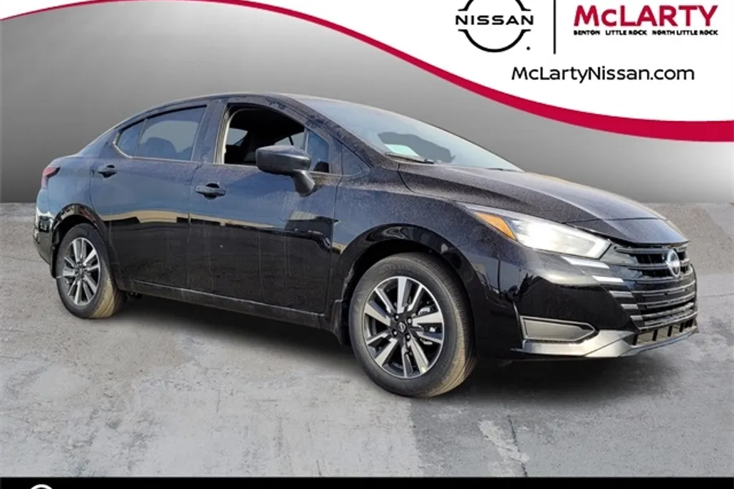 2025 Nissan Versa S photo 1