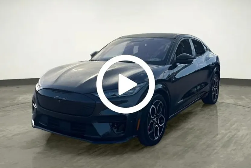 2022 Ford Mustang Mach-E GT photo 1