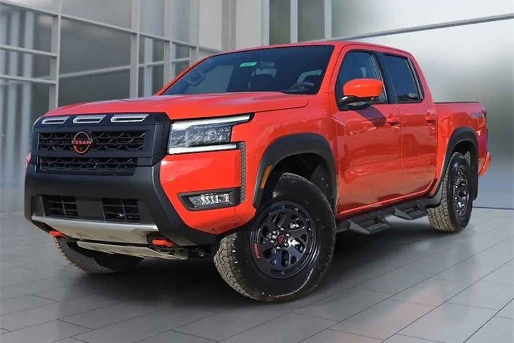 2026 Nissan Frontier PRO-4X photo 1