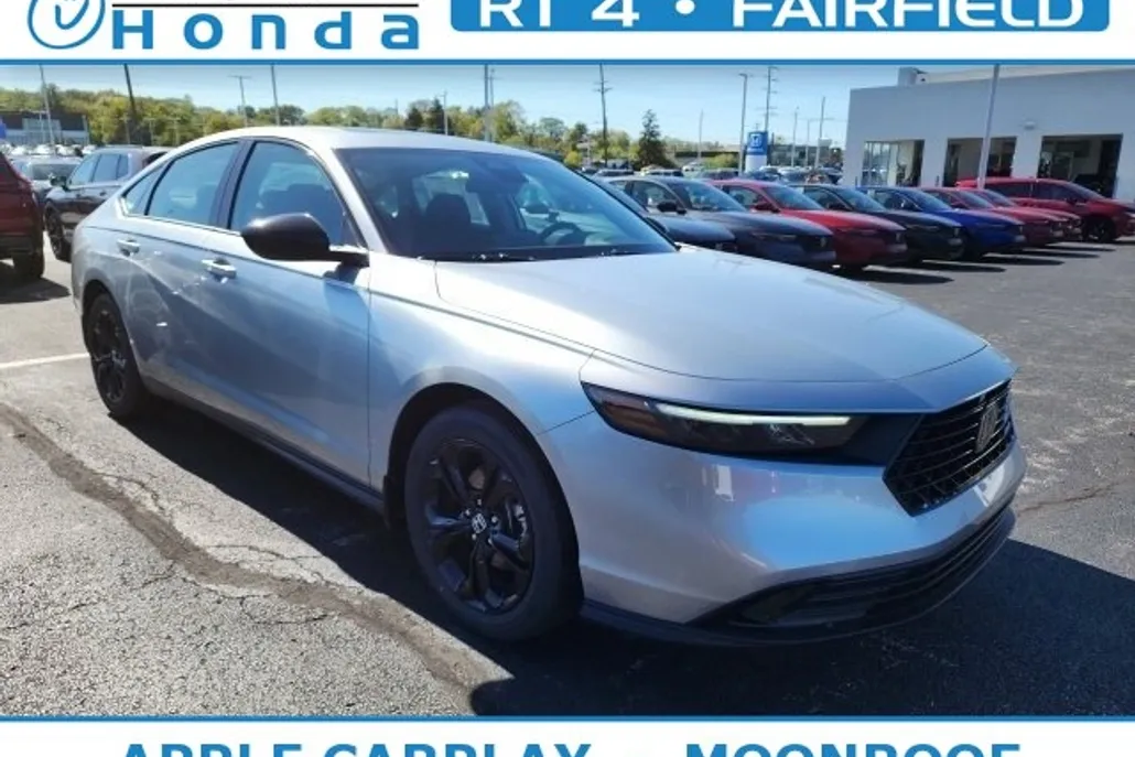 2025 Honda Accord SE photo 1