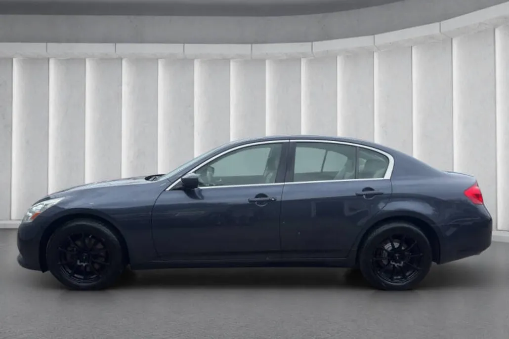 2012 Infiniti G37 x Limited Edition photo 1