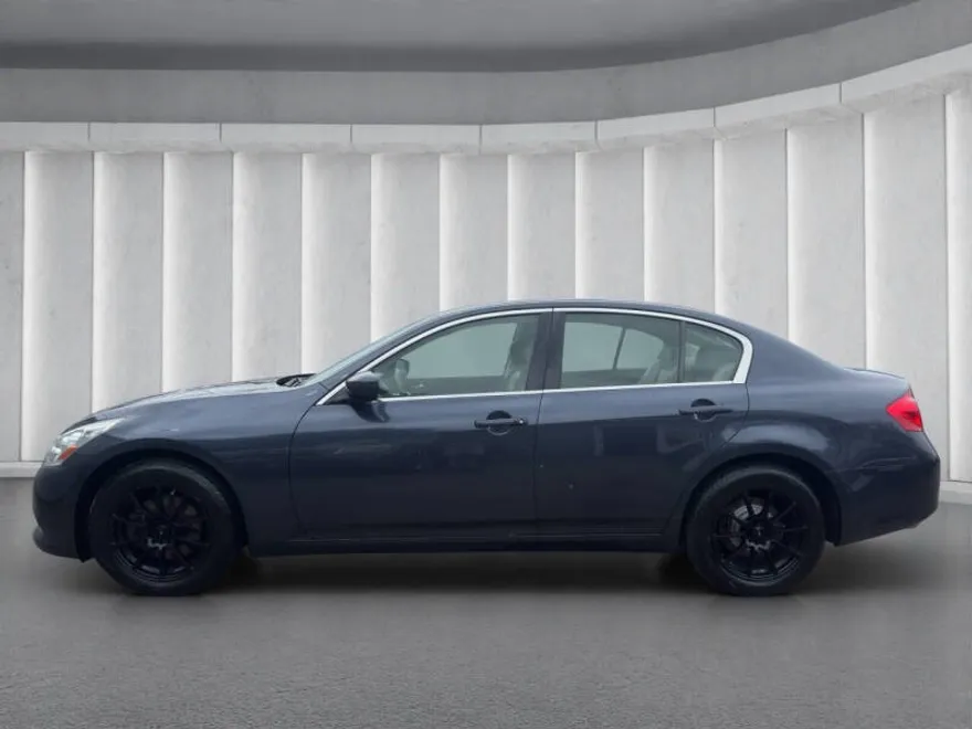 2012 Infiniti G37 x Limited Edition photo 1