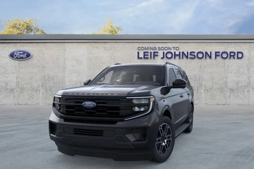 2025 Ford Expedition photo 1