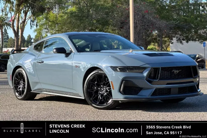 2024 Ford Mustang Premium GT photo 1