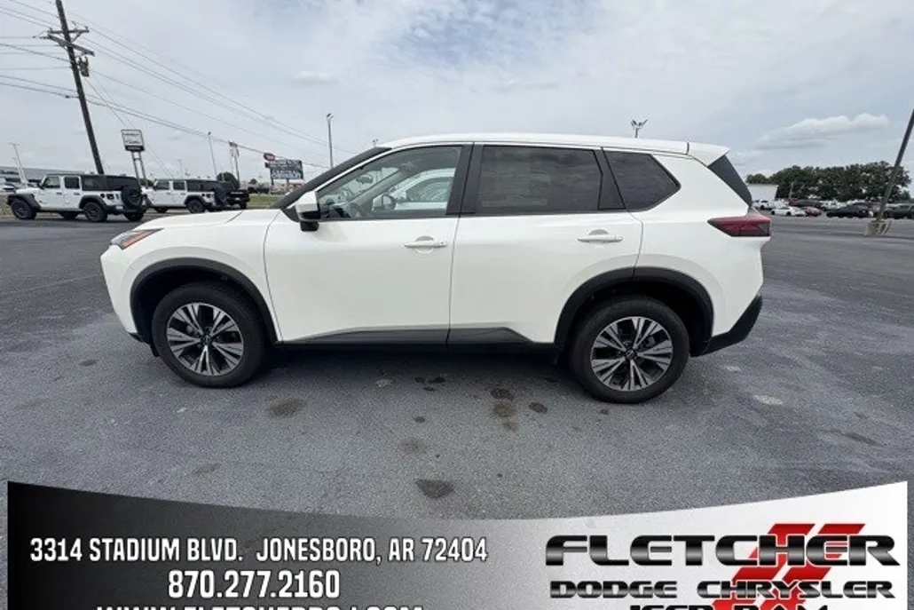 2023 Nissan Rogue SV photo 1