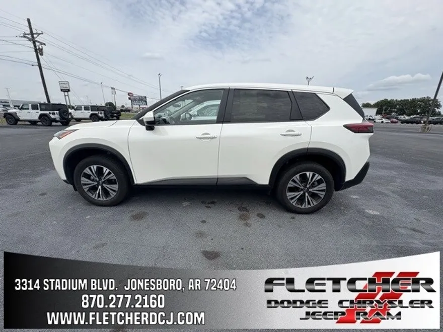 2023 Nissan Rogue SV photo 1