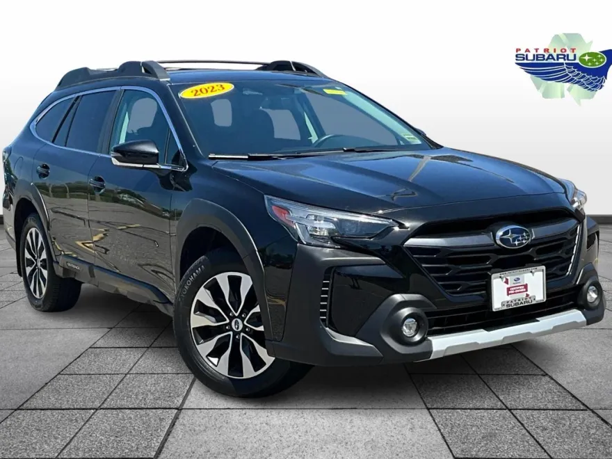 2023 Subaru Outback Limited XT photo 1