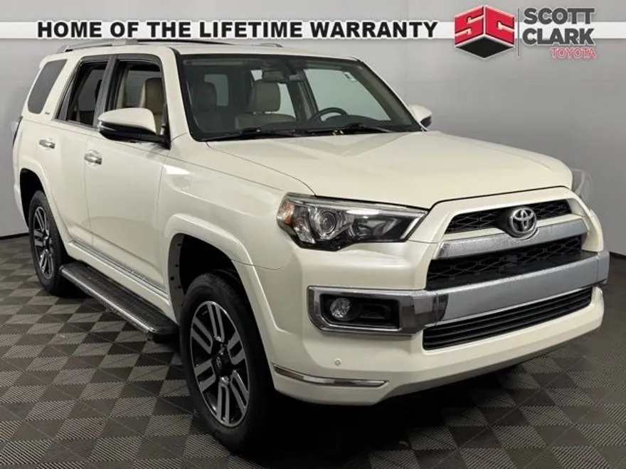 2017 Toyota 4Runner Limited photo 1