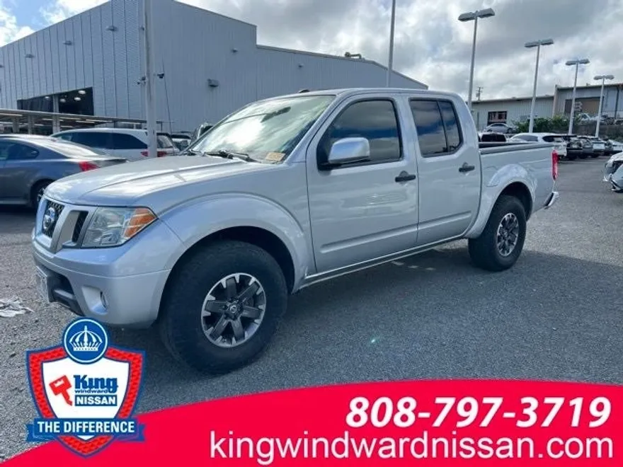 2019 Nissan Frontier PRO-4X Crew Cab photo 1