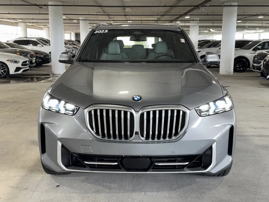 2025 Bmw X5 xDrive40i photo 1