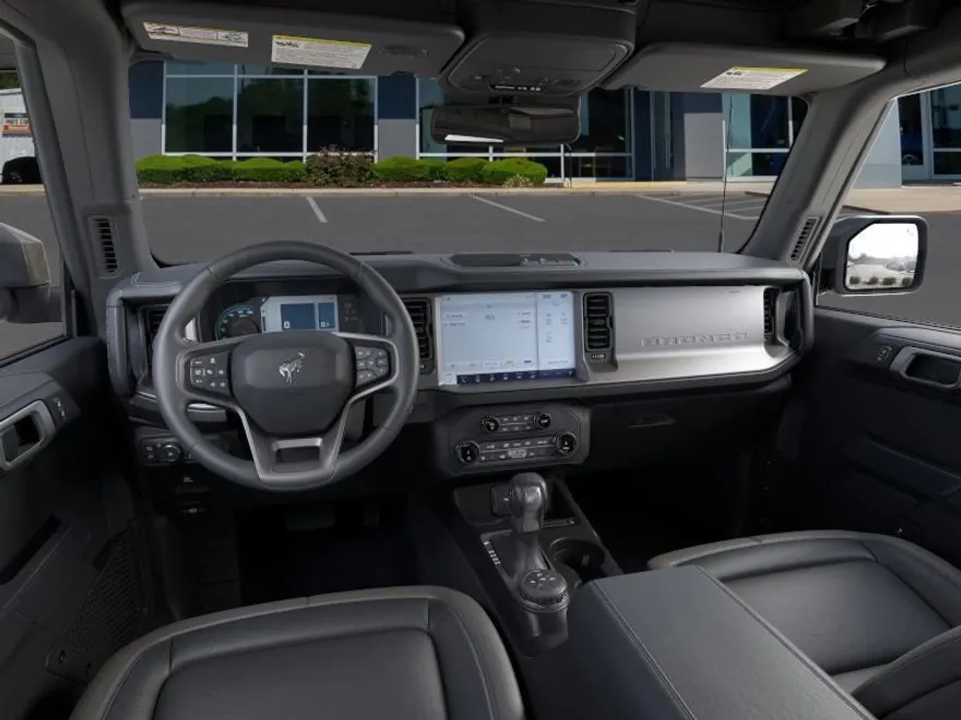 2025 Ford Bronco Outer Banks photo 1