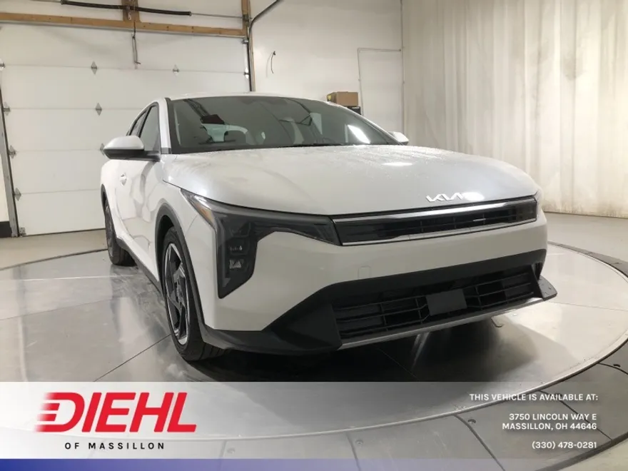2025 Kia K4 EX photo 1