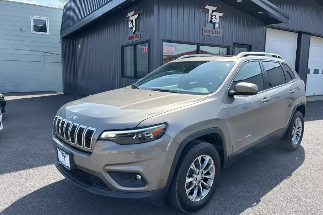 2019 Jeep Cherokee Latitude photo 1